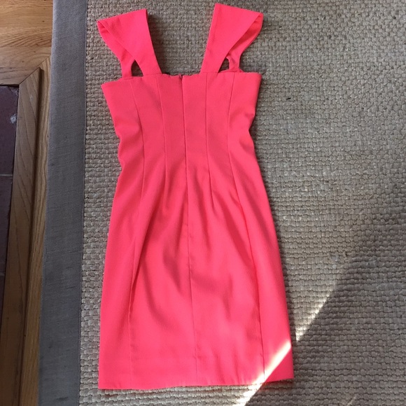 Neon pink dress with sweetheart neckline. - Picture 2 of 2